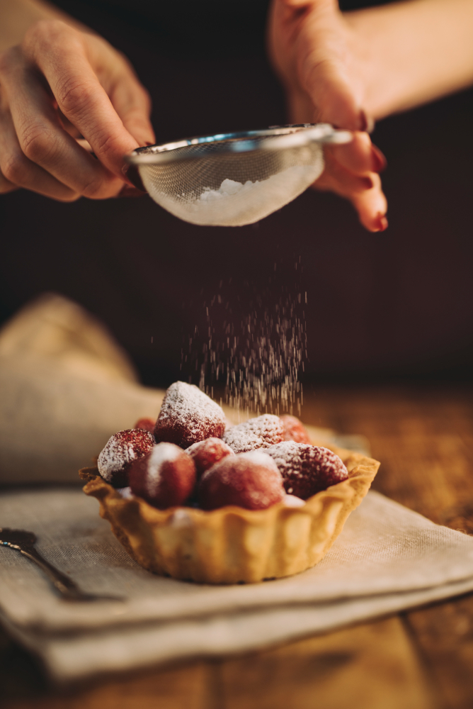 Tarta de frutas con azúcar glass espolvoreada